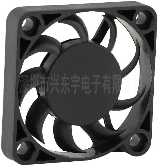 安防設(shè)備散熱風(fēng)扇http://hsfangchan.com/products-detail.asp?cpid=111