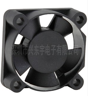 【電飯煲散熱風(fēng)扇】轉(zhuǎn)子平衡軸心在哪里？